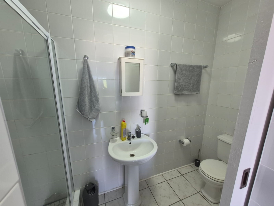5 Bedroom Property for Sale in Dana Bay Western Cape